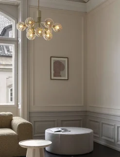 Apiales 9, brushed brass / optic gold