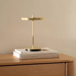 Asteria Move Monochrome