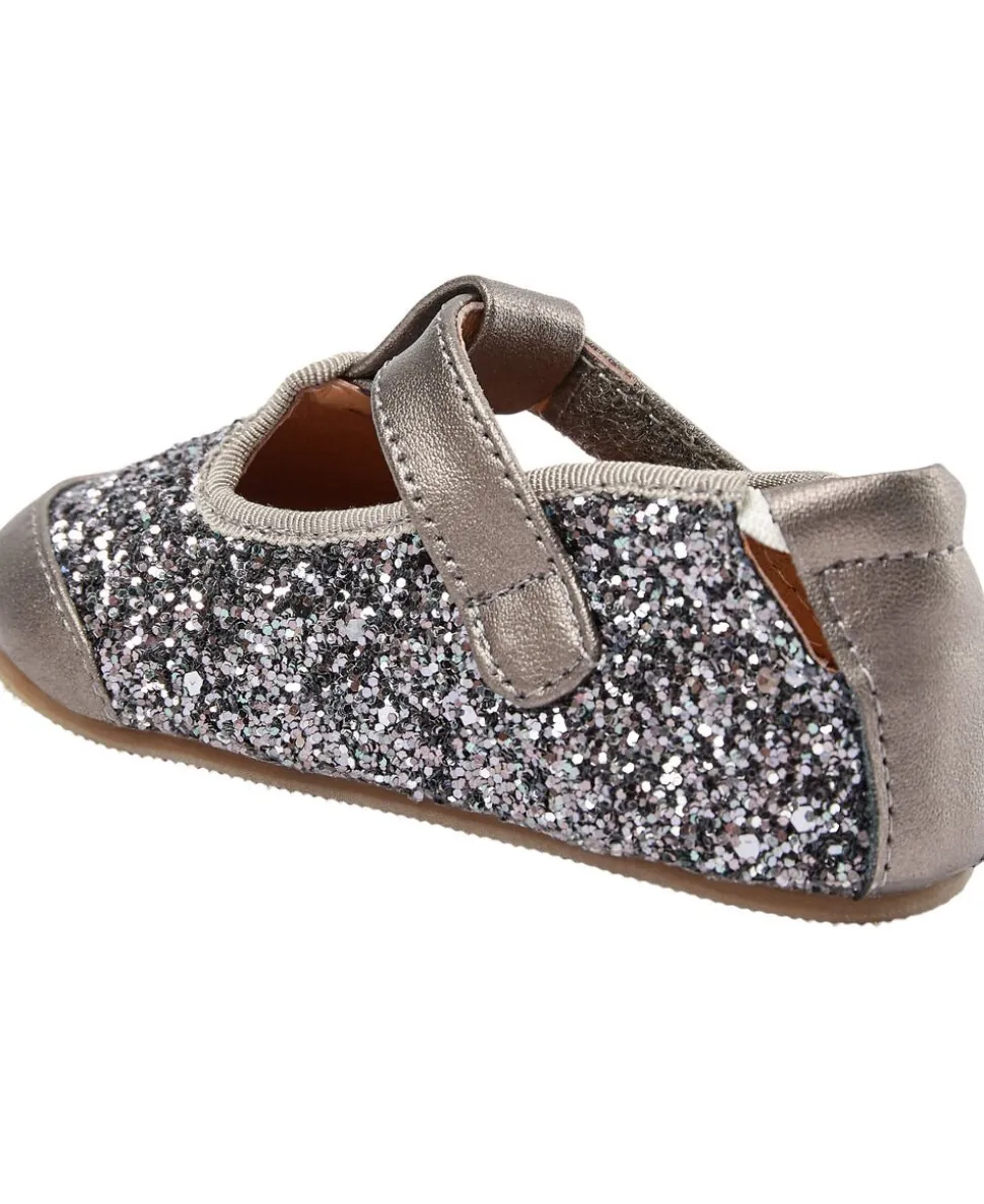 Baby glitter shoe 1