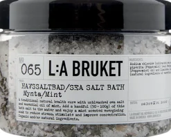 Bath Salt Mint 450 ml.