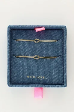 Bracelet forever connected knot