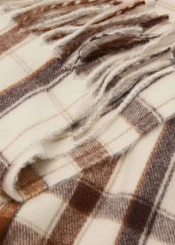 Check scarf with fringed ends