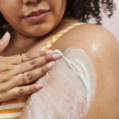 DAILY ESSENTIALS KP BODY SCRUB 10%