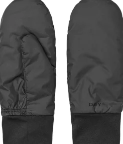 Day GW RE-No Rain Mittens