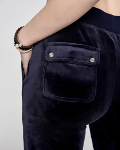 Del Ray Classic Velour Pant Pocket Design