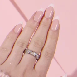 ELEGANT TOUCH FRENCH 122