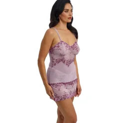 EMBRACE LACE CHEMISE