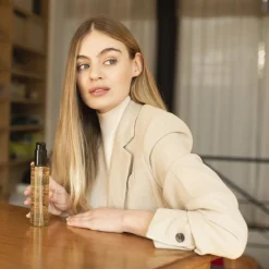 essence absolue nourishing protective hair oil