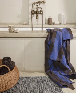 Field robe Chocolate/Bright Blue