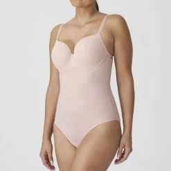 Figuras udglattende bodystocking