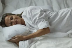 Fossflakes SideSleeper Pude inkl. Cover