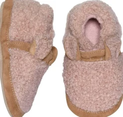 Fuzzy teddy slippers