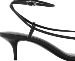 Heeled sandals with thin strap