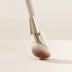 Liquid Touch - Foundation Brush