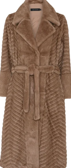 Long Coat_ Luxury Fur