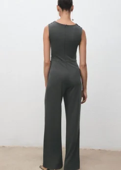 Long jumpsuit with knot