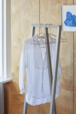 Loop Stand Hall-L45 X W39 X H150-Wh