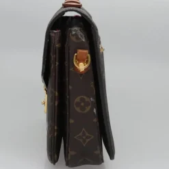 Louis Vuitton Pochette Métis