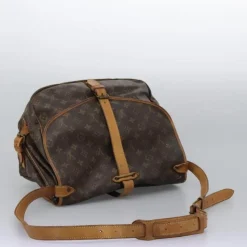 Louis Vuitton Saumur