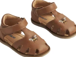 Lowe Sandal