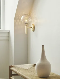 Miira Wall, brass / optic clear
