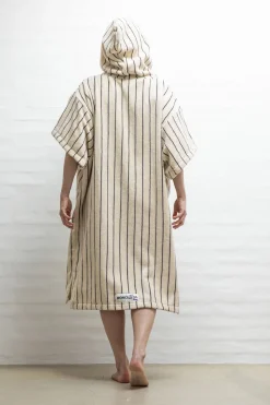 Naram Poncho - creme & ink