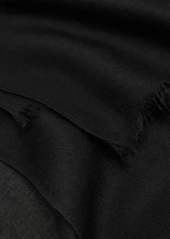 Plain scarf with frayed ends