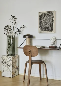 Plinth Tall, Calacatta Viola