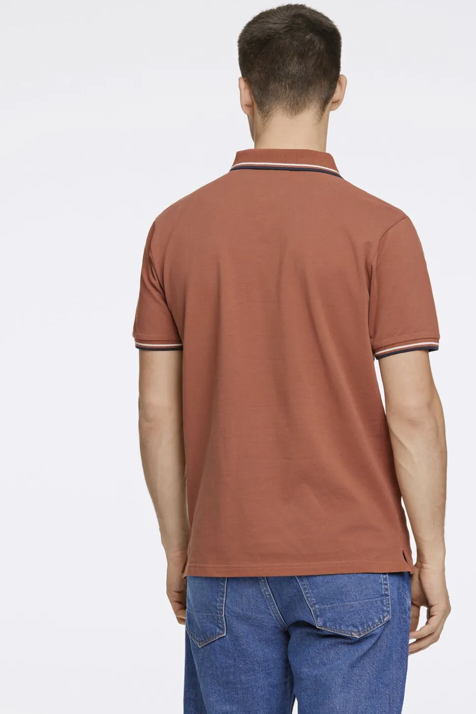 Polo shirt w. contrast piping