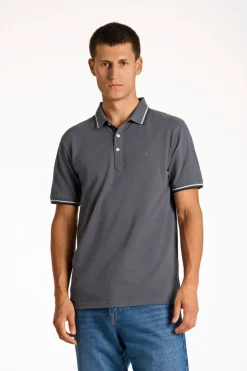Polo shirt w. contrast piping
