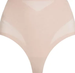 SCULPTED FIRM MESH THONG