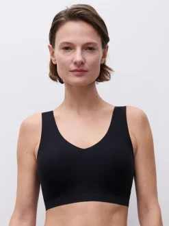 SoftStretch Padded Top