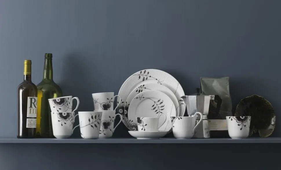 Sort Mega Riflet 27 cm. tallerken