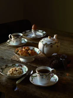 Stjerne Riflet Jul 18 cm. skål på fod