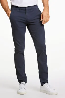 Structure superflex chinos