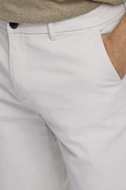 Superflex chino shorts