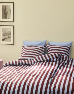 Été Duvet Cover Bordeaux