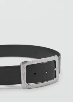 Textured square buckle belt