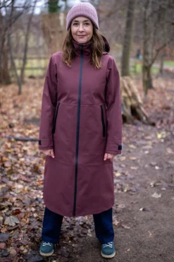 The Danedogwalker Raincoat Dk Merlot