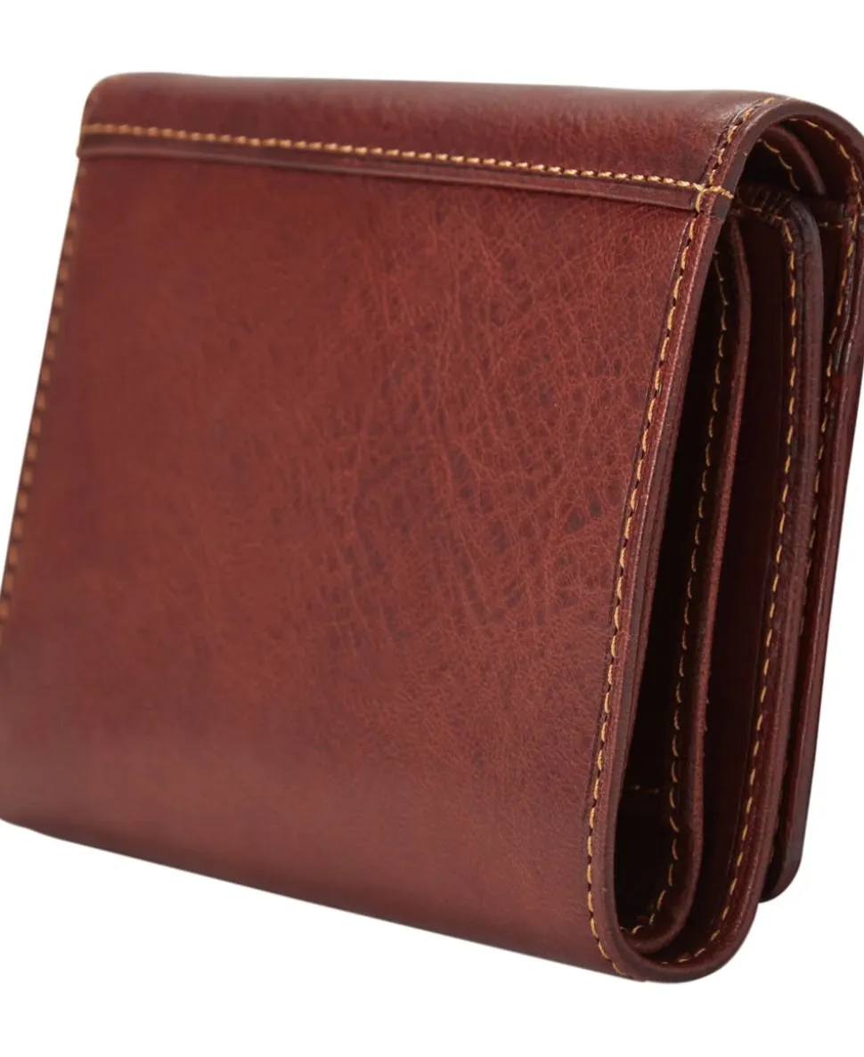 Wallet, Medium