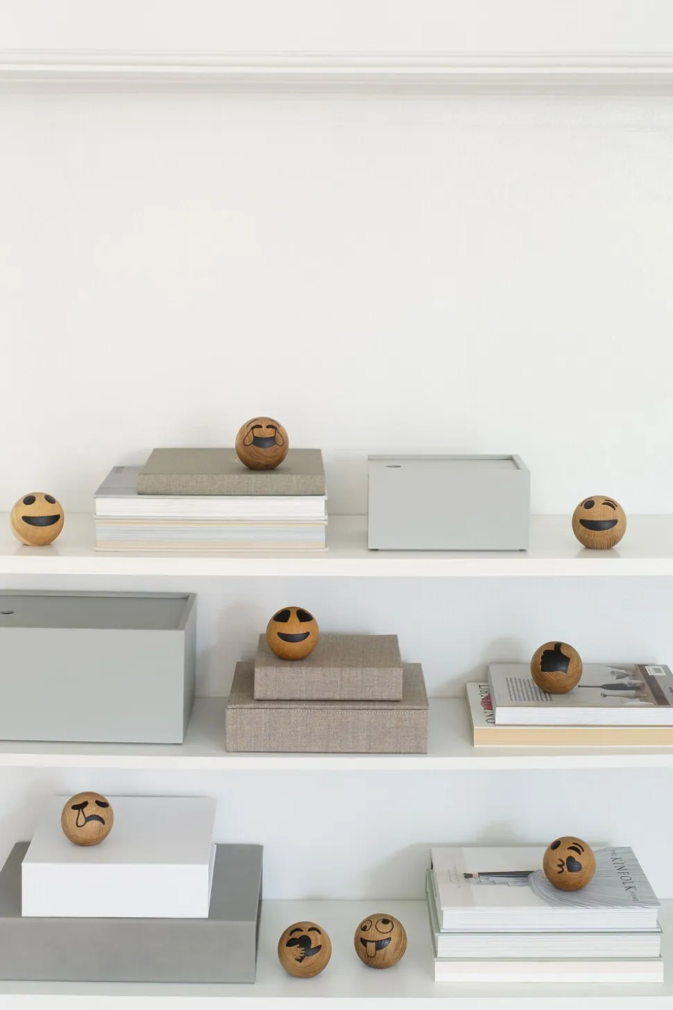 Winking Face wink - Spring Emotions