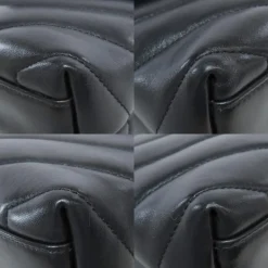 Yves Saint Laurent Shoulder Bag